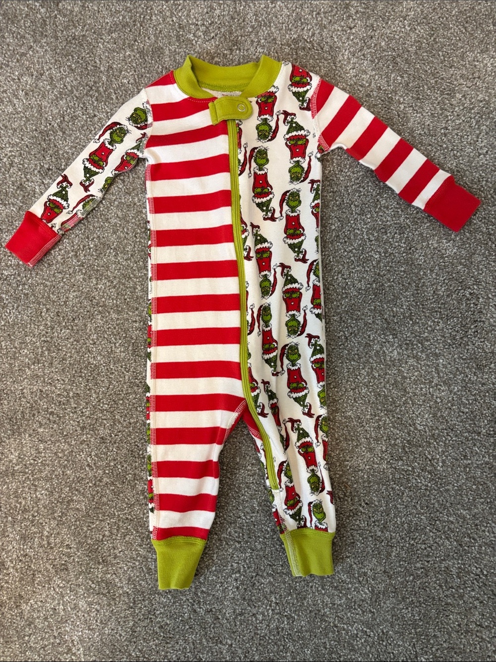 Hanna Andersson grinch Holiday One-Piece Pajamas in Red, White & Green; 6-12mo